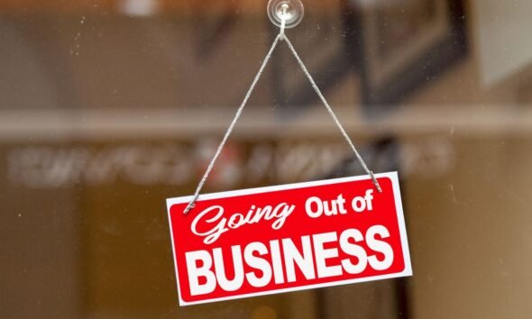 Going out of business sign - Closed sign⁠